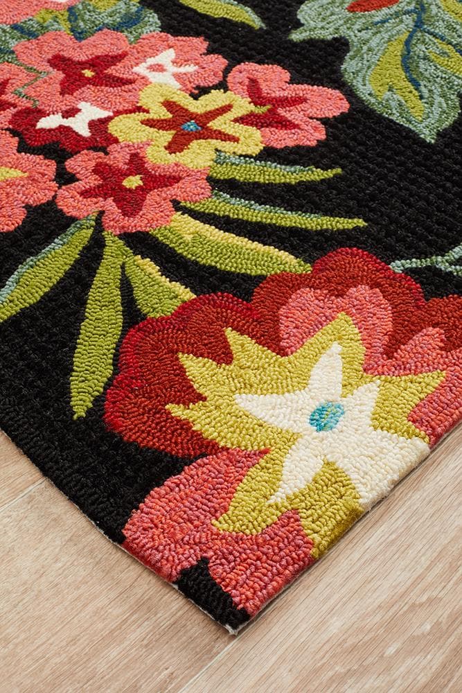 Copacabana Kelsey Bouquet black indoor outdoor floral design rug