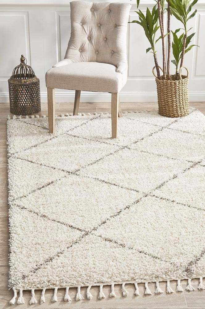 Mia lane natural shaggy rug