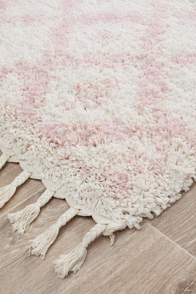 Mia Aspen Pink | Saffron Hall Runner | Rugs Plus Online.