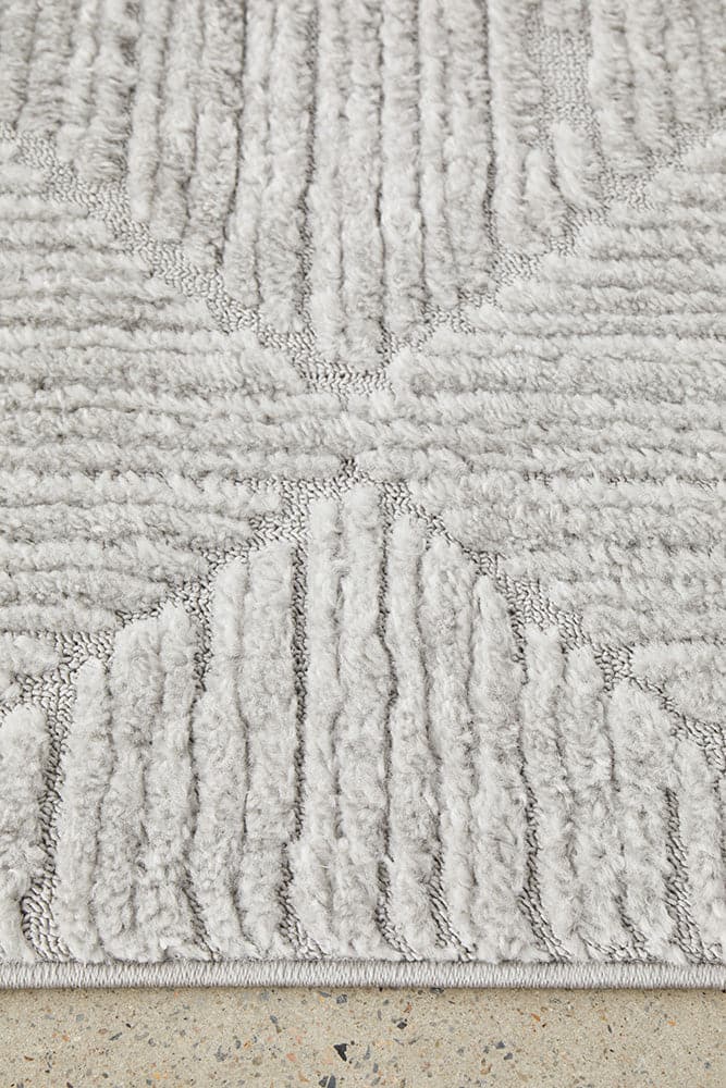 The Serenade Shilo rug is a modern marvel that exudes contemporary charm.