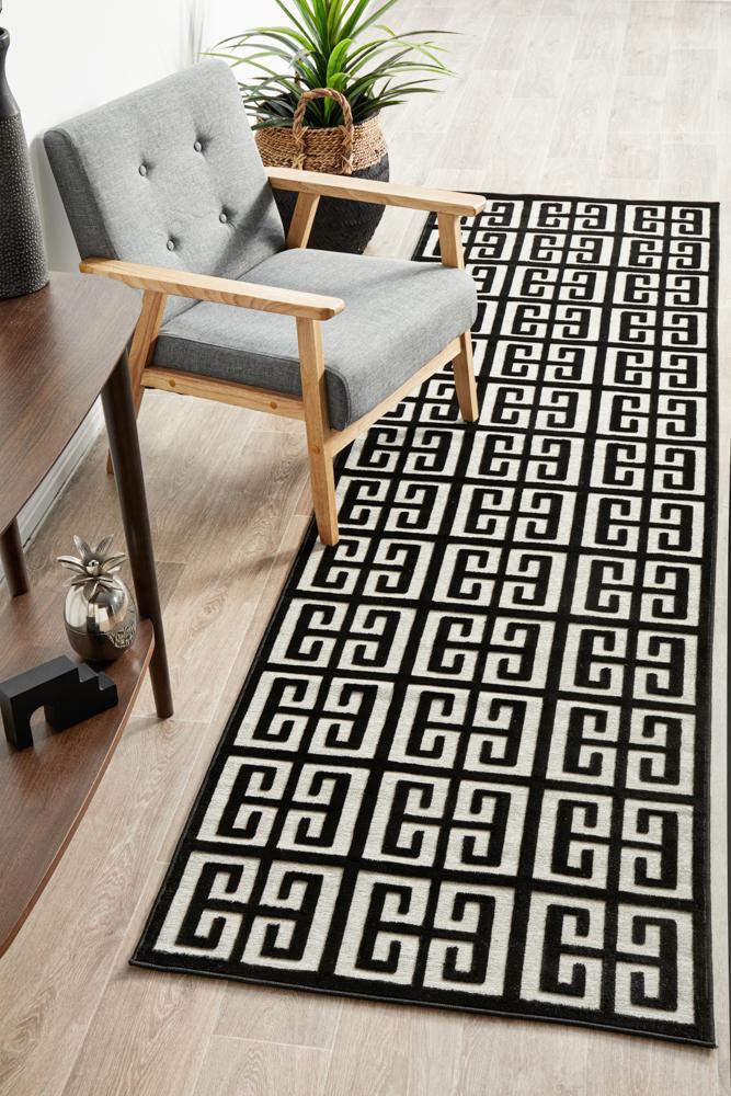 New York Brenda Black & Gold Runner Rug