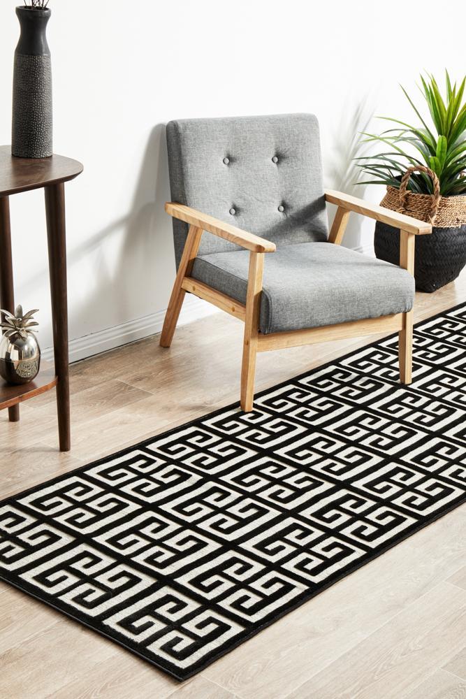 New York Brenda Black & Gold Runner Rug