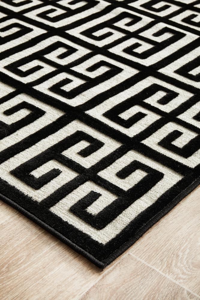 New York Brenda Black & Gold Runner Rug