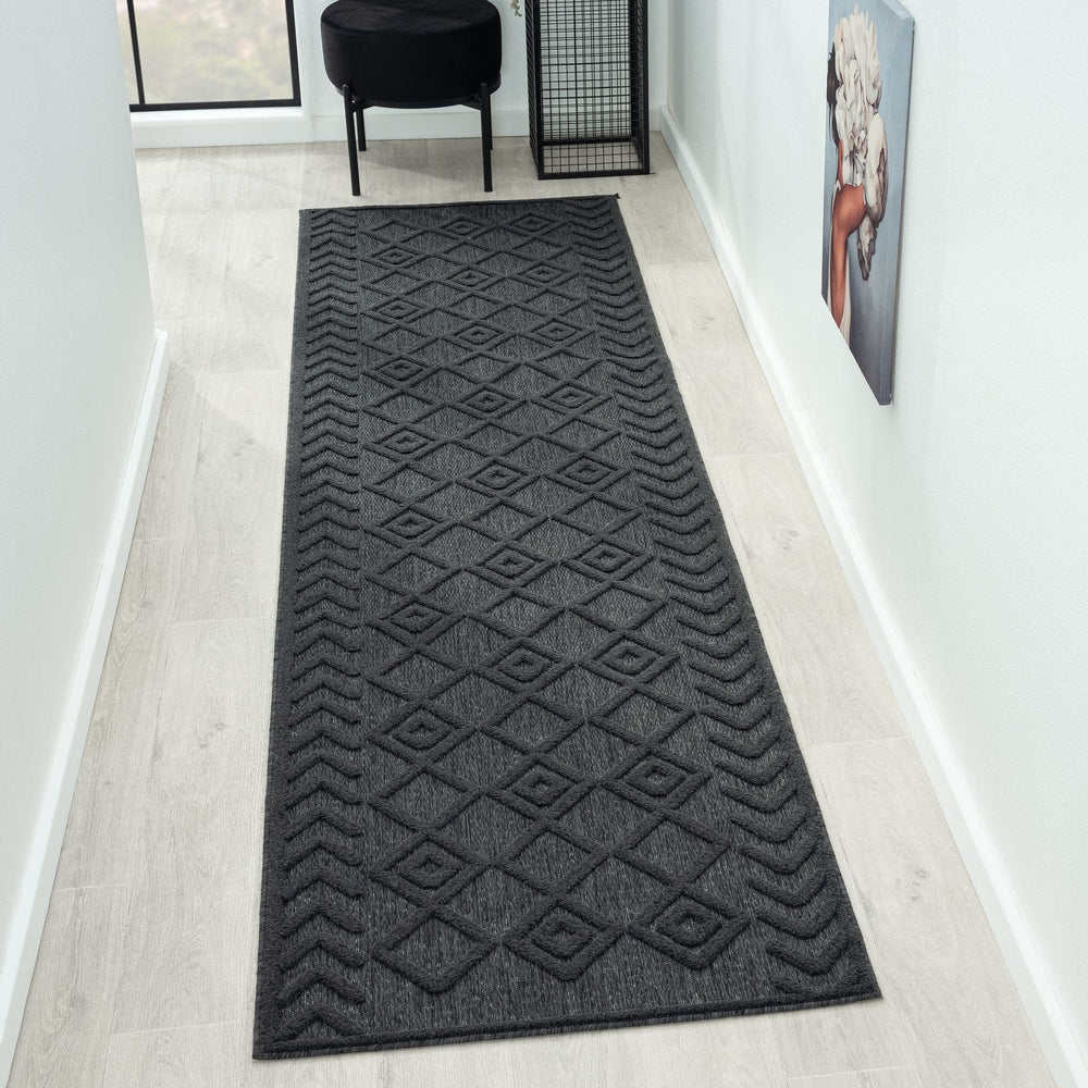 Calms 416 Charcoal Runner